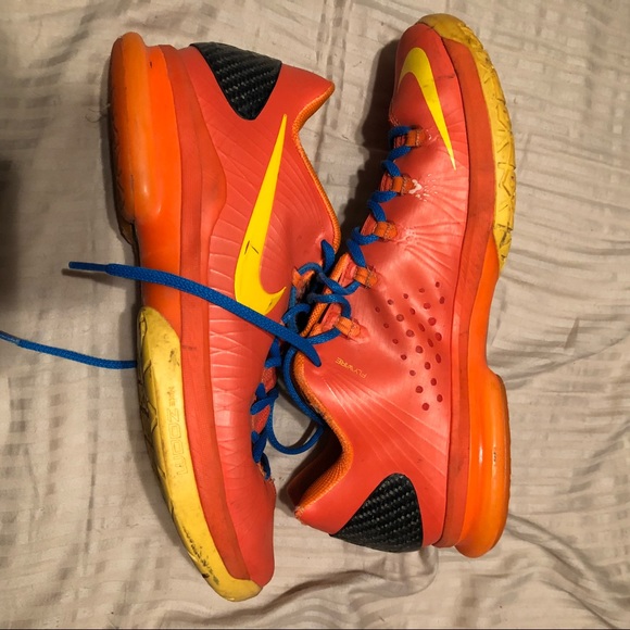 KD low tops - Picture 1 of 3